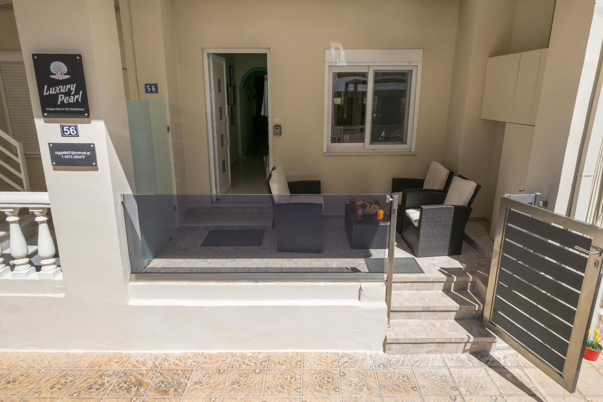 Luxury Pearl, Steps To The Beach La Canea Exterior foto